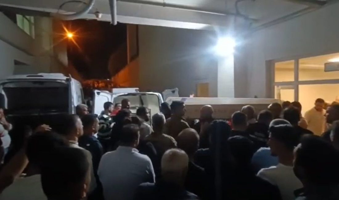 Mardin’de otomobil su kanalına uçtu: 4’ü çocuk, 6 ölü (2) YAKINLARININ TAZİYESİNDEN DÖNÜYORLARMIŞ Mardin’in Nusaybin ilçesinde kontrolden çıkarak yol kenarındaki