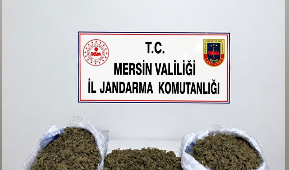 Mersin’de uyuşturucu operasyonları; 2 tutuklama Soner AYDIN/MERSİN, – MERSİN’de uyuşturucu satıcılarına yönelik düzenlenen operasyonlarda gözaltına