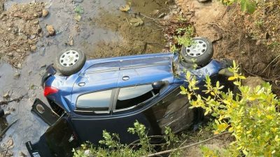 Melek FIRAT/AYDIN, – AYDIN’ın Efeler ilçesinde dereye düşen otomobildeki 3