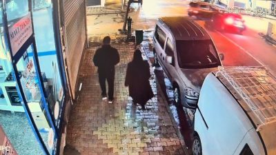 Şevket BOZKURT/KAHTA (Adıyaman), -ADIYAMAN’ın Kahta ilçesinde kavşakta çarpışan 2 otomobil