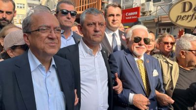 Yağmur ÖNGÜN/İZMİR, – YENİ Parti Genel Başkanı Özgür Özel, İzmir’de