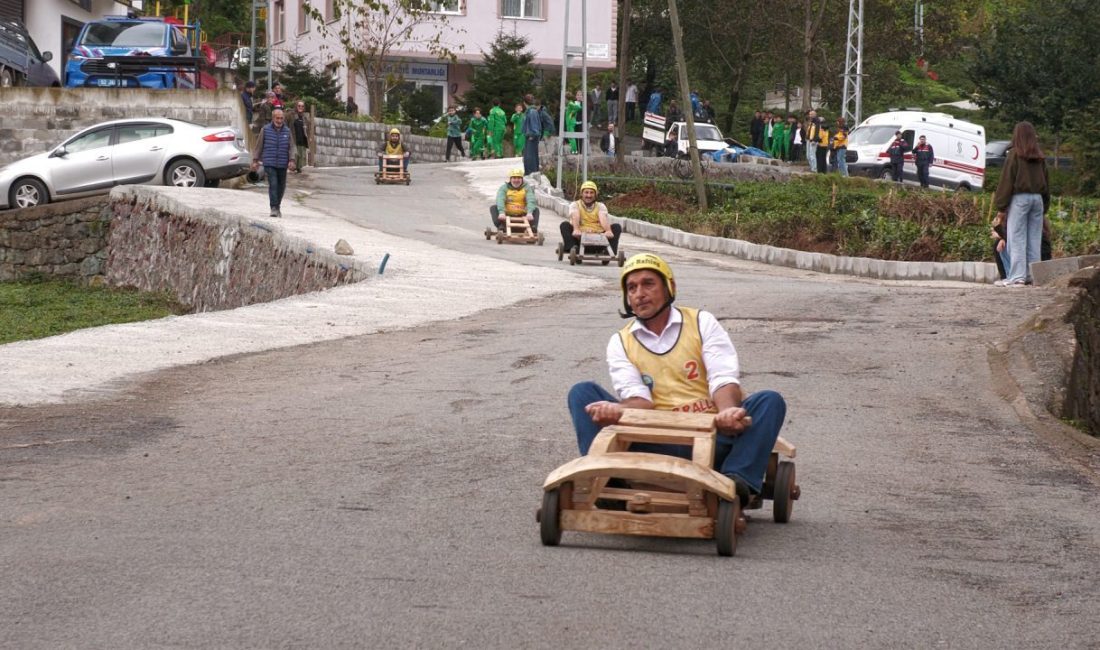 Rize’de ‘Laz Ralli’ heyecanı Mehmet Can PEÇE-Adem AKATİN/ÇAMLIHEMŞİN (Rize), – RİZE’nin Çamlıhemşin ilçesinde ‘Laz