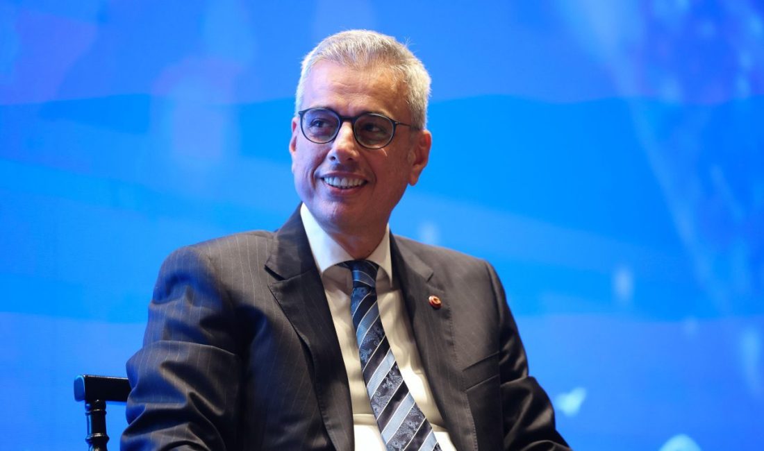 İSTANBUL, – Sağlık Bakanı Kemal Memişoğlu, 12’nci Türk Tıp Dünyası