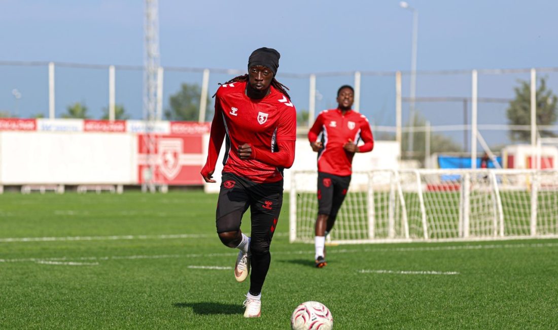Samsunspor, Başakşehir hazırlıklarını sürdürdü Gökhan İÇKİLLİ / SAMSUN, – SÜPER Lig ekiplerinden Samsunspor, hafta