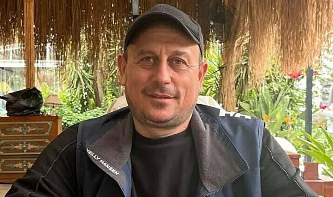 Sevmek istediği deve kolunu ısırdı Cavit AKGÜN/MUĞLA, – MUĞLA’nın Milas ilçesinde Hasan Dönmez (46), sevmek