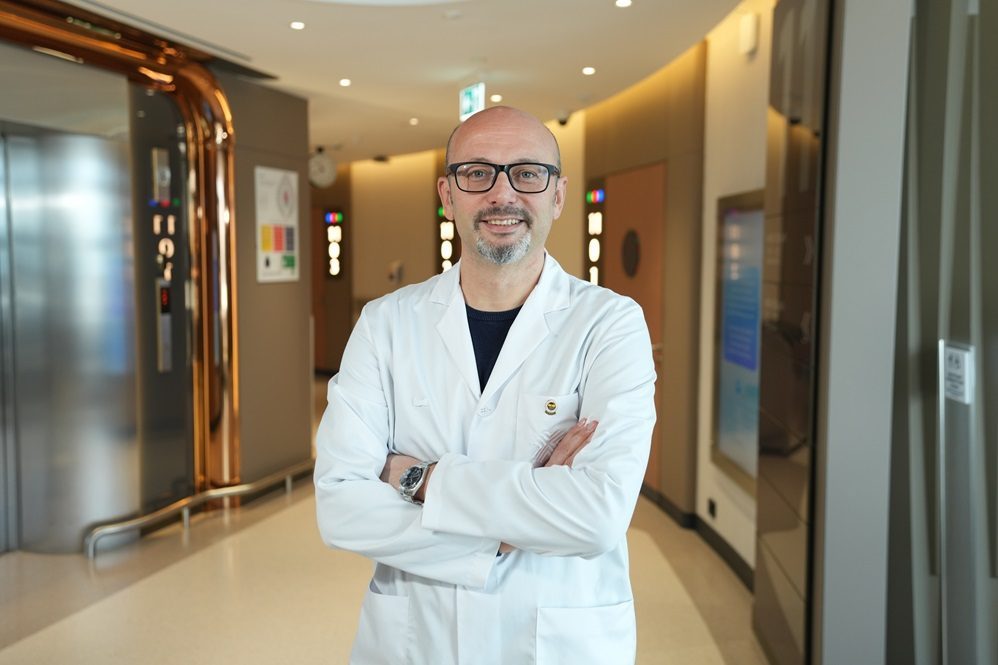 İSTANBUL, – YENİDOĞAN Uzmanı Doç. Dr. Ahmet Öktem, burun akıntısı