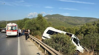 Fırat AKAY/BODRUM (Muğla), – MUĞLA’nın Bodrum ilçesinde, sürücüsünün makas atarak