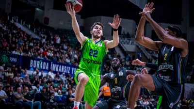 Ebru VARDAR / BURSA, SALON: Tofaş Spor Salonu HAKEMLER: Fatih