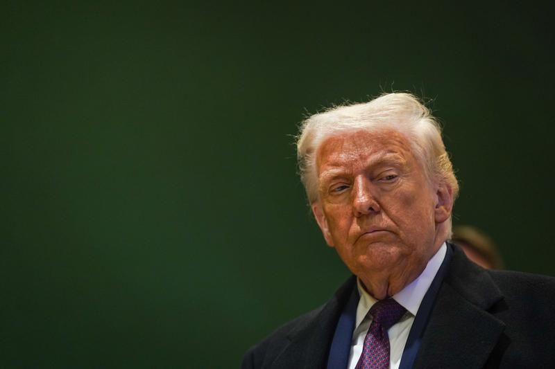 Trump: Pentagon Strateji, Planlar ve Politika Direktörü Sylvia bilgi sızdırdı ABD, – ABD Başkanı Donald Trump, ABD Savunma Bakanlığı (Pentagon)