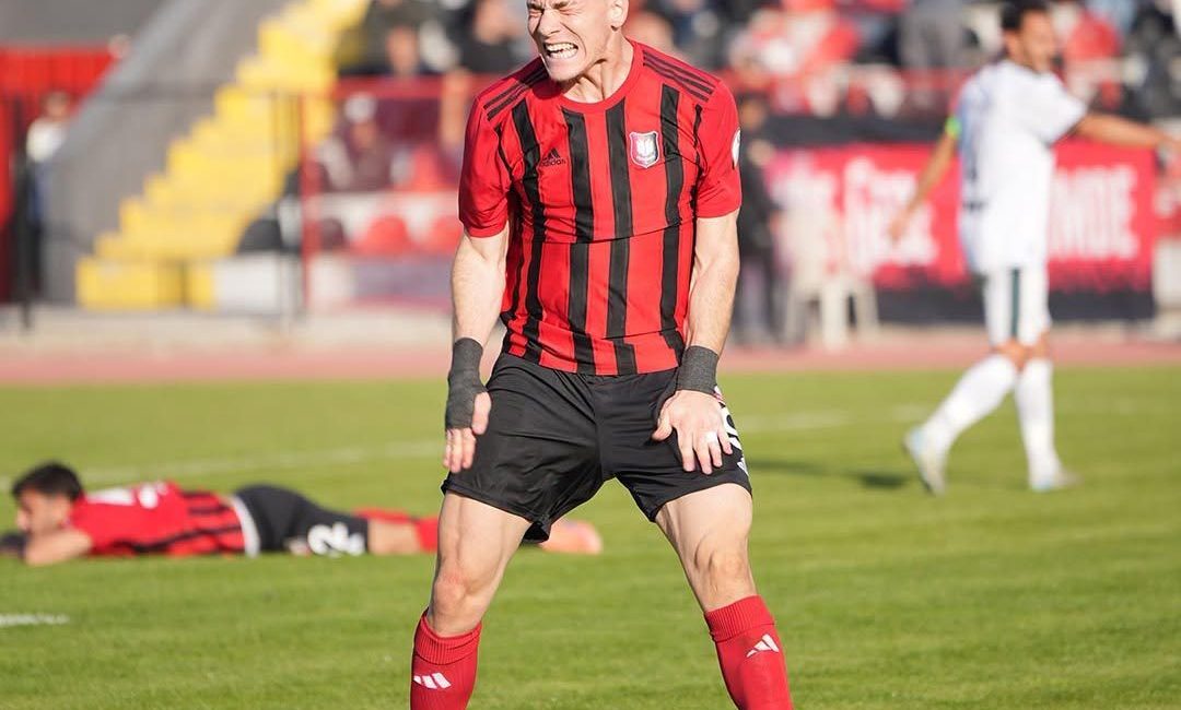 UŞAK, – 3’üncü Lig 2’nci Grup’ta evinde Gaziemir Spor’la 1-1