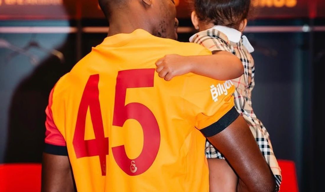 İSTANBUL, GALATASARAY’DAN, Osimhen’in doğumu gerçekleşen kız çocuğu için, sanal medya