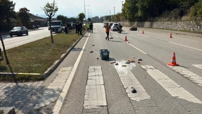Murat ÖZELCİ/KARABÜK, – KARABÜK’ün Safranbolu ilçesinde yaya geçidinde otomobilin çarptığı