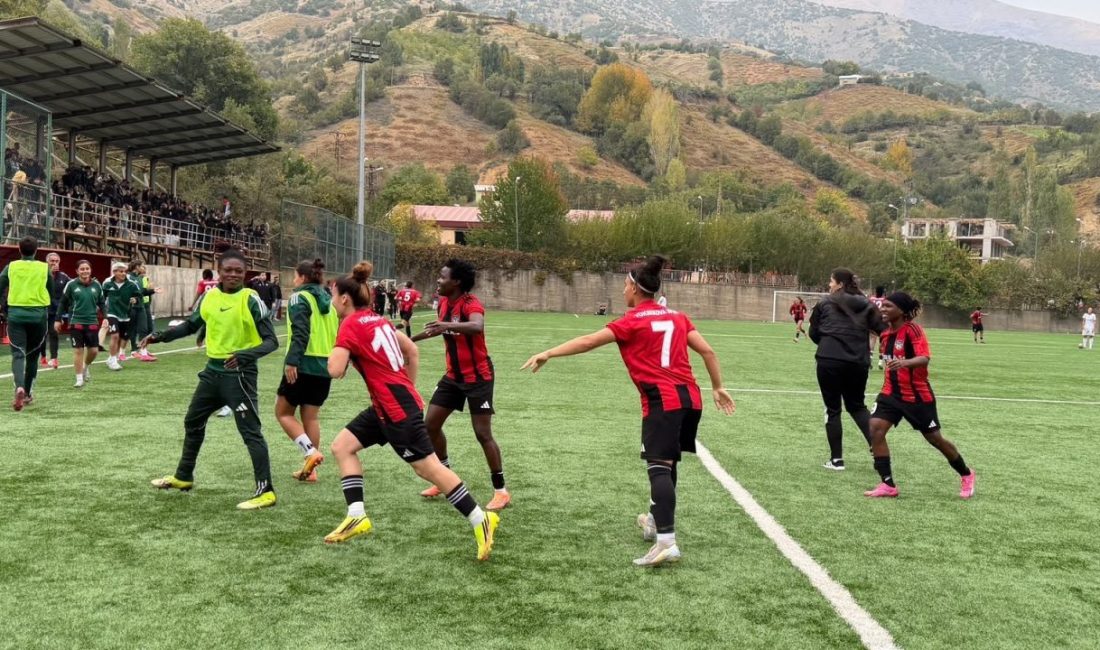 Yüksekova Spor – Galatasaray: 1-1 Yaşar KAPLAN – Azer DEMİR / ŞEMDİNLİ-HAKKARİ- – GALATASARAY, Kadınlar